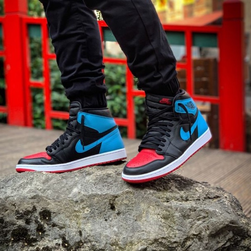 W Jordan AJ1 Hi OG